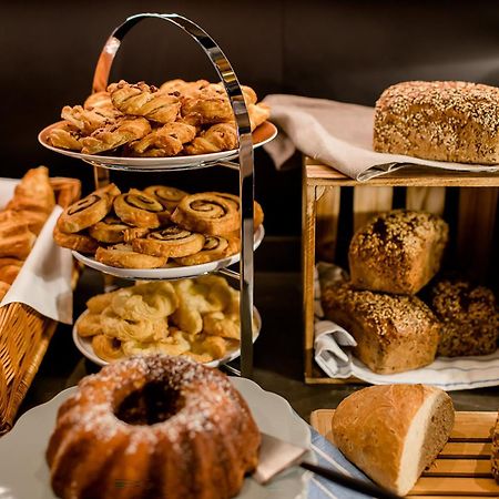 Motel One Karlsruhe Dış mekan fotoğraf