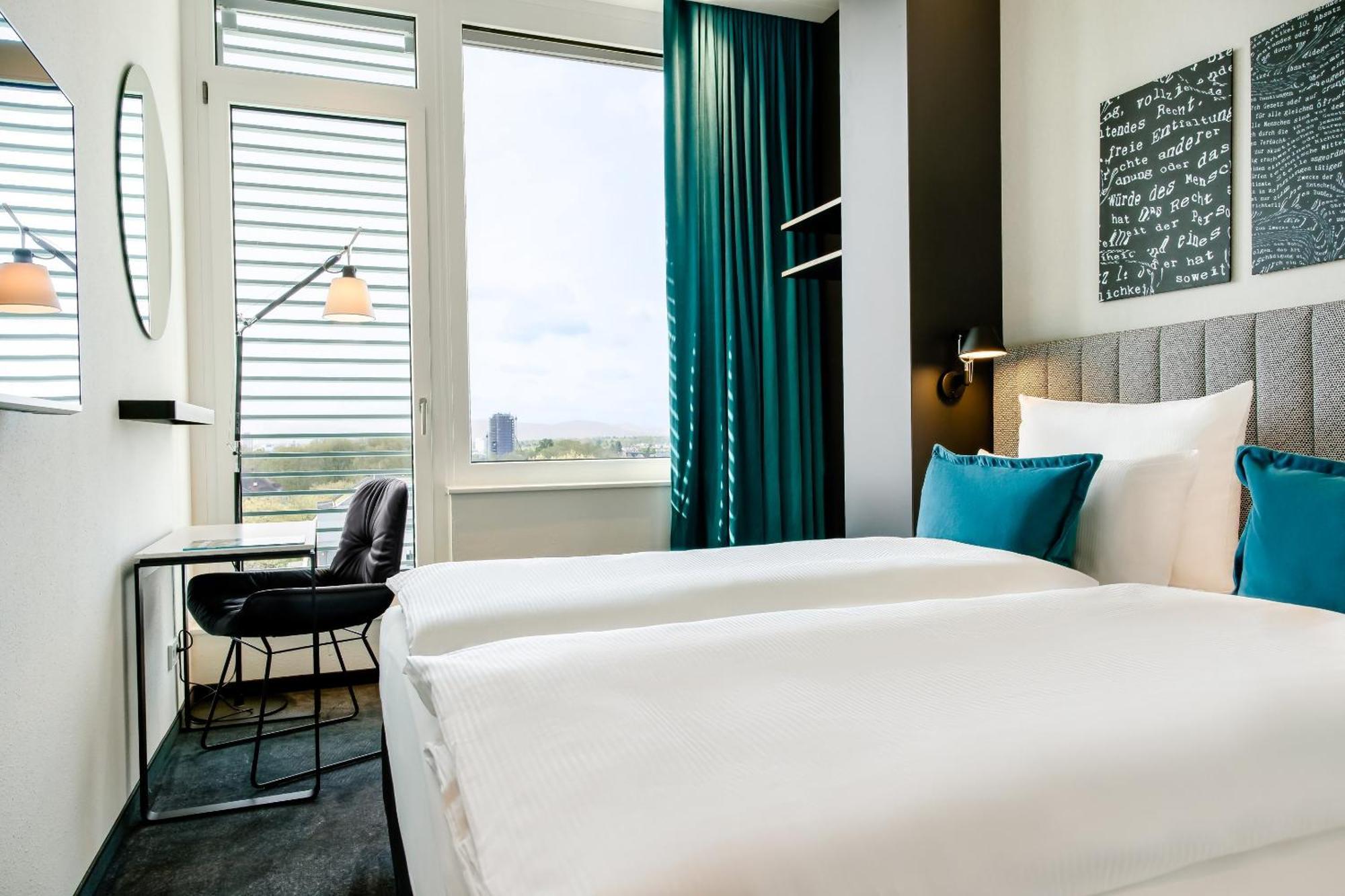 Motel One Karlsruhe Dış mekan fotoğraf