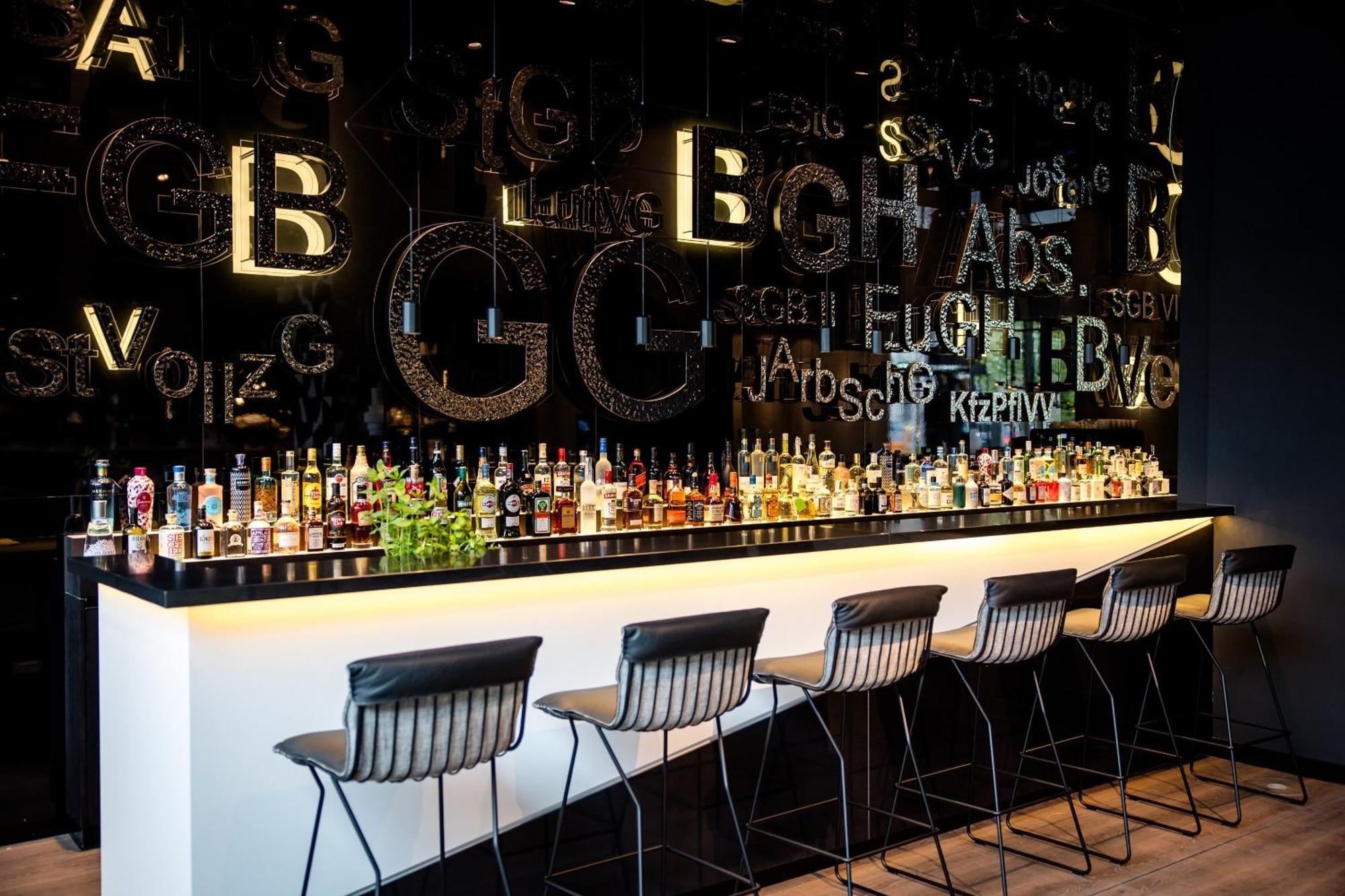 Motel One Karlsruhe Dış mekan fotoğraf