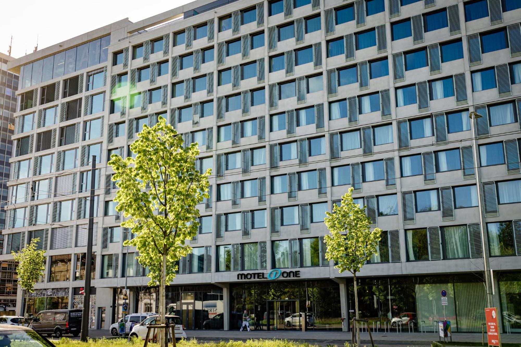 Motel One Karlsruhe Dış mekan fotoğraf